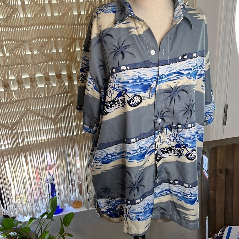 Vintage HanTon Hawaiian button up beach and bike print sz L cotton/poly blend
